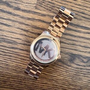 ✨SOLD✨Michael Kors Gold Wearable Watch